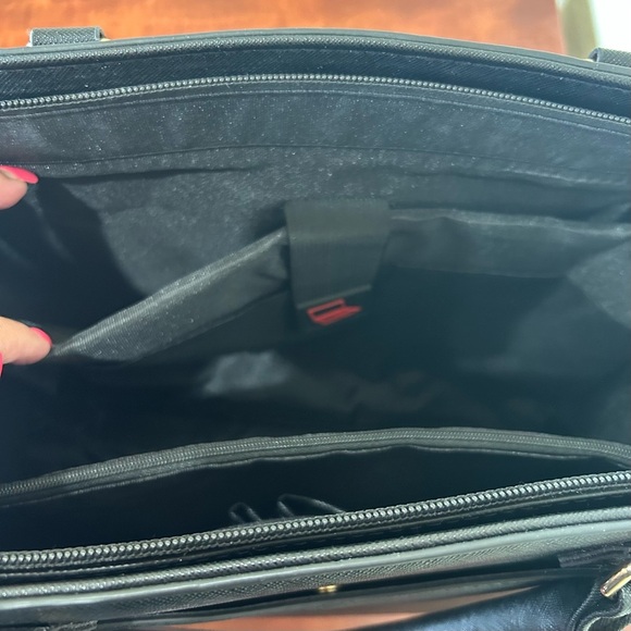Rains more Women's Laptop Bag NWT - Picture 11 of 11